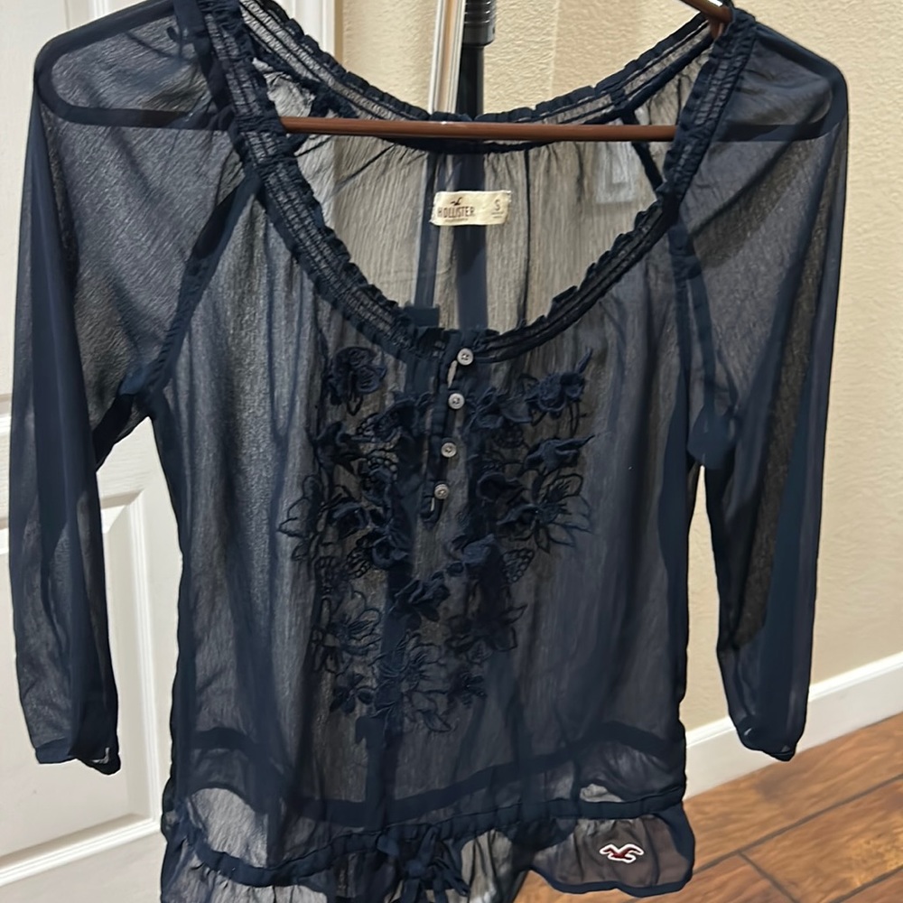 Hollister blouse